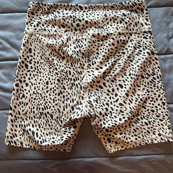 Embrace life v neck t short set size 1X - Picture 9 of 9